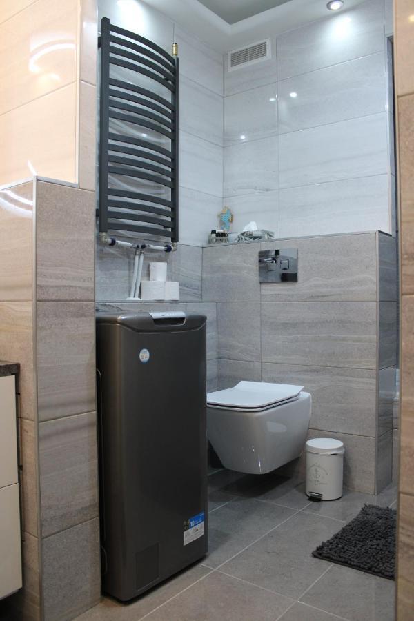 Izzy Apartament Apartment Miskolc Exterior photo